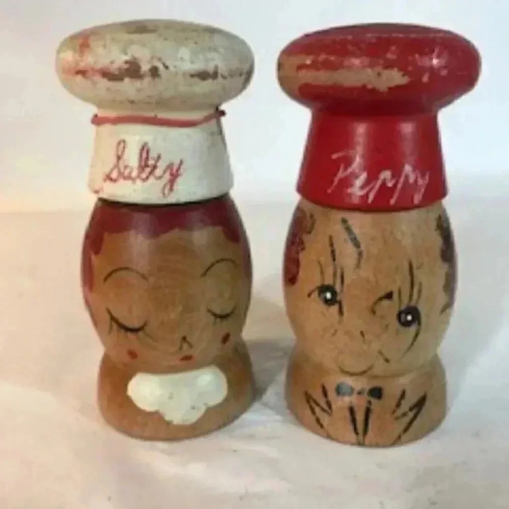 Vintage Salty And Peppy Wooden‎ Salt And Pepper Shakers 5” Tall